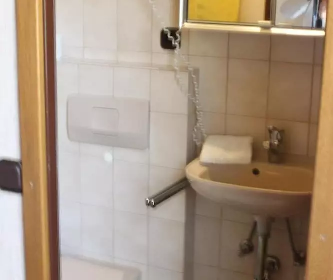 پانسیون Landgasthof Wiesenmuhle