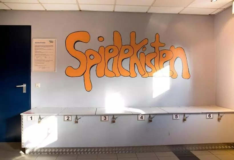 בית מלון כפרי Youtel Jugend Bitburg