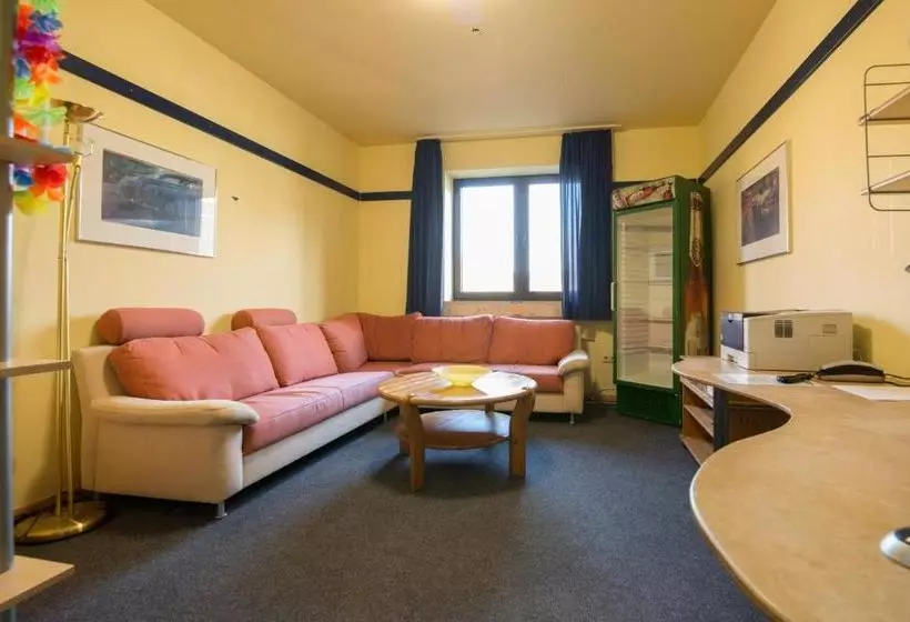 בית מלון כפרי Youtel Jugend Bitburg