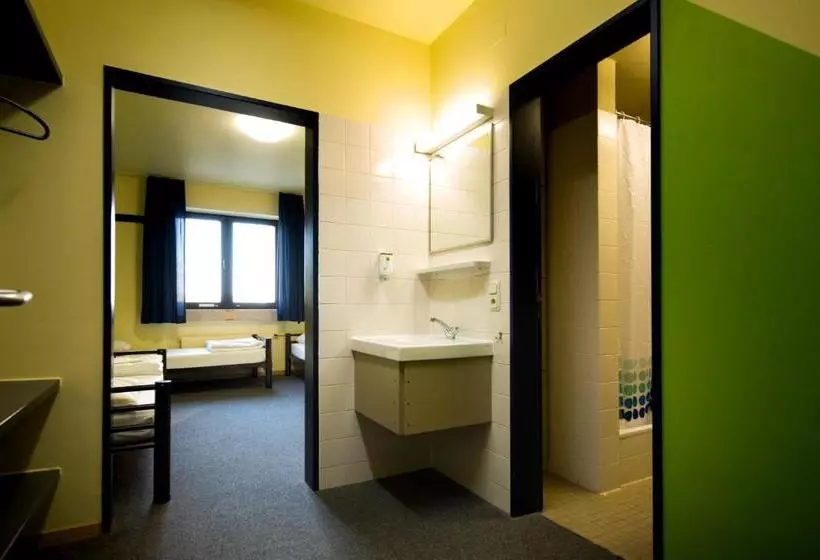 בית מלון כפרי Youtel Jugend Bitburg