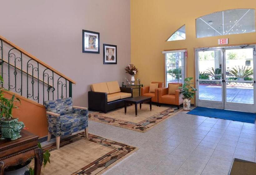 酒店 Americas Best Value Inn & Suites Madera
