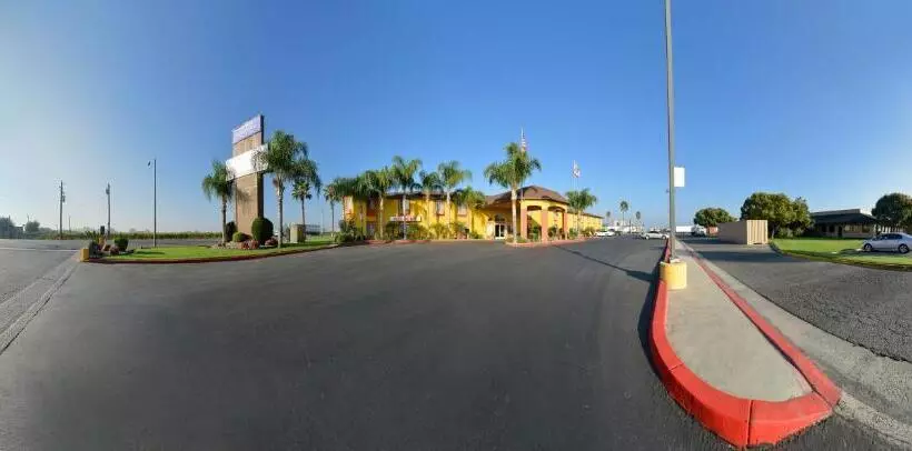 酒店 Americas Best Value Inn & Suites Madera