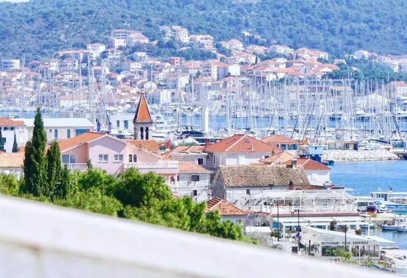 Hotel Bavaria - First Library