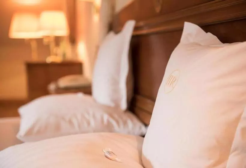 酒店 Der Reschenhof