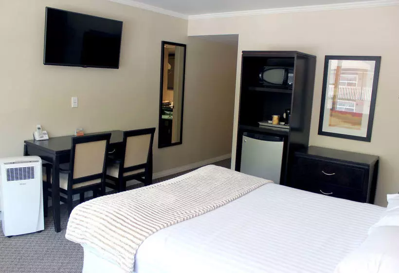 Szálloda Econo Lodge Inn & Suites City Centre