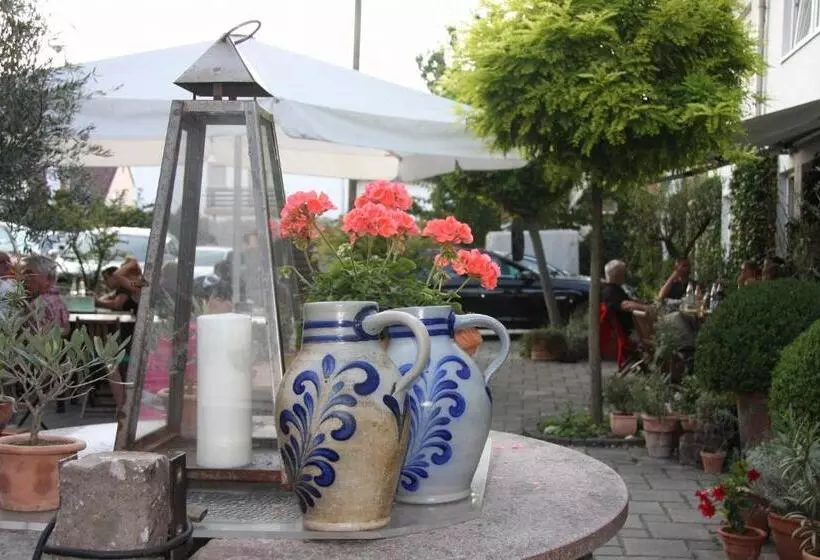 Отель Gasthof Gruner Wald