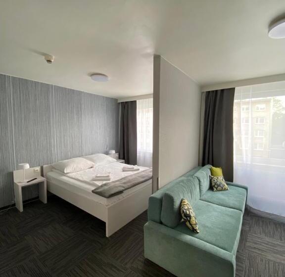 בית מלון כפרי Jantar Resort