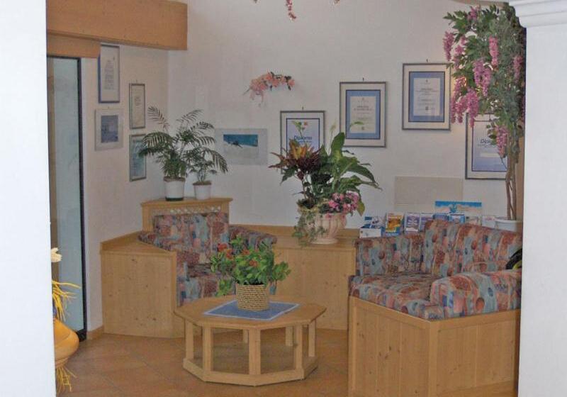 בית מלון כפרי Miramonti