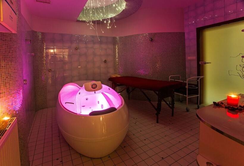 فندق Novum & Spa