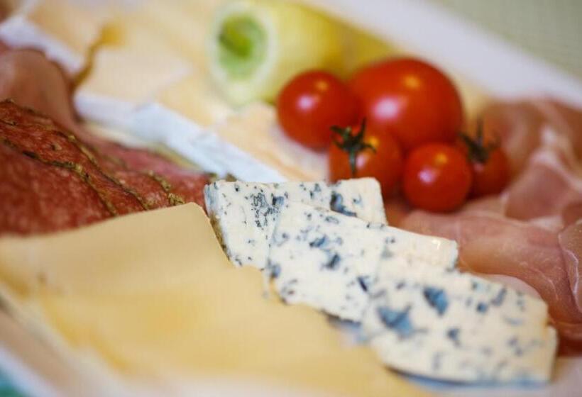 فندق Obst & Gästehof Brandl