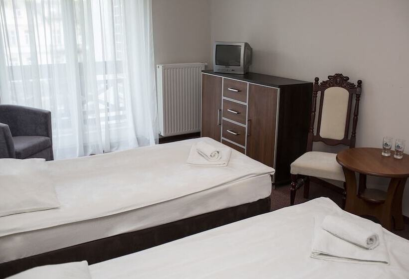 Hotelli Pałac łazienki Ii