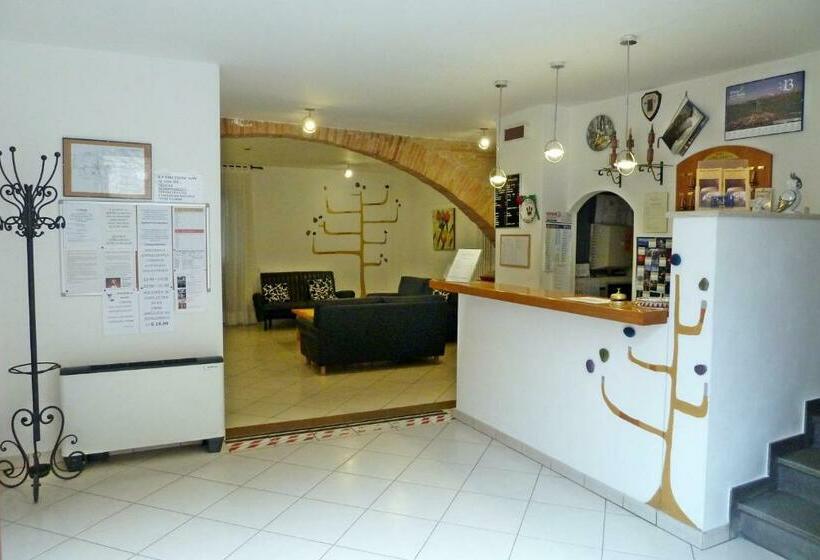 בית מלון כפרי Tre Ceri