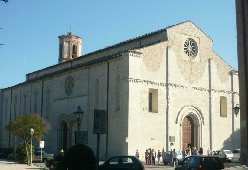 בית מלון כפרי Tre Ceri