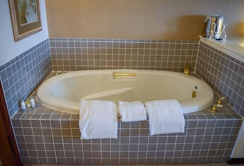 فندق Wharf Master's Inn