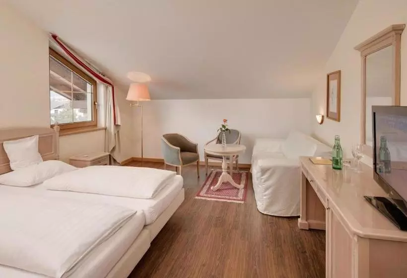 酒店 Der Reschenhof