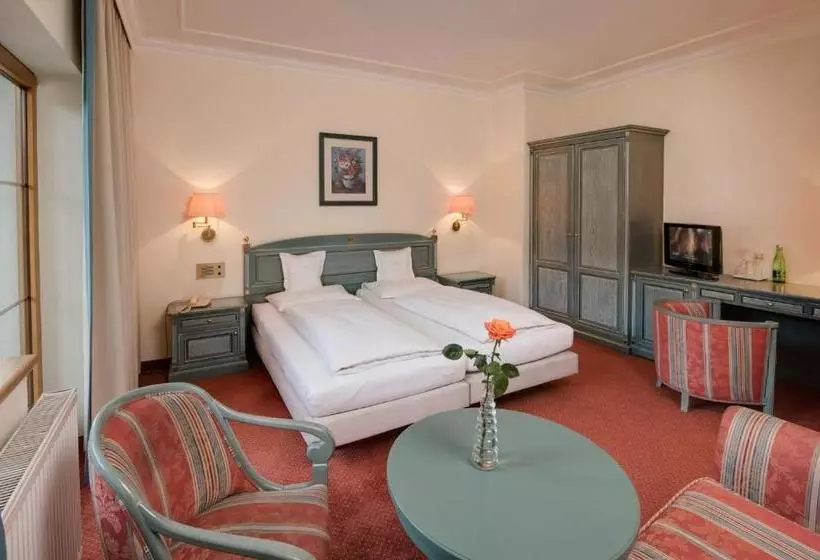 酒店 Der Reschenhof