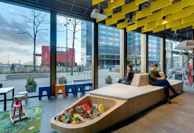 Meininger Hotel Amsterdam City West