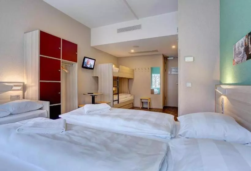 Meininger Hotel Amsterdam City West