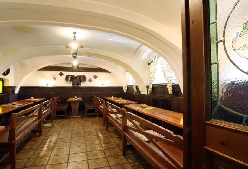 ペンション Perbersdorfer Heuriger