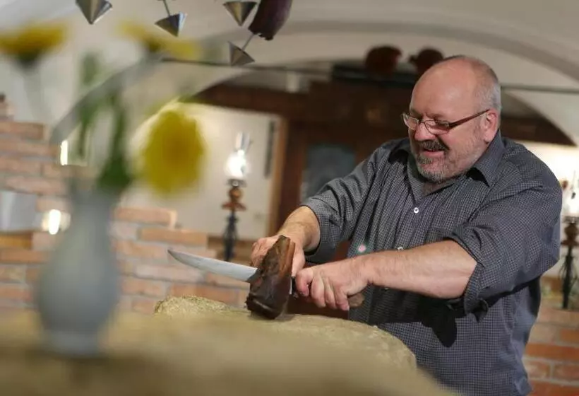 ペンション Perbersdorfer Heuriger