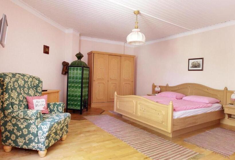 Пансион Perbersdorfer Heuriger