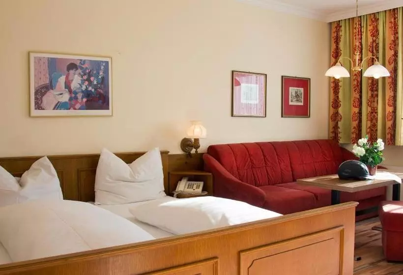 ホテル Reitzentrum Hausruckhof