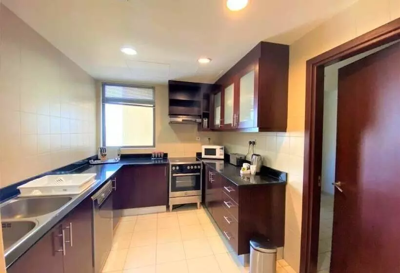 Roda Amwaj Suites Jumeirah Beach Residence