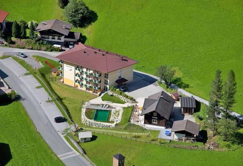 Und Aparthotel Almrösl