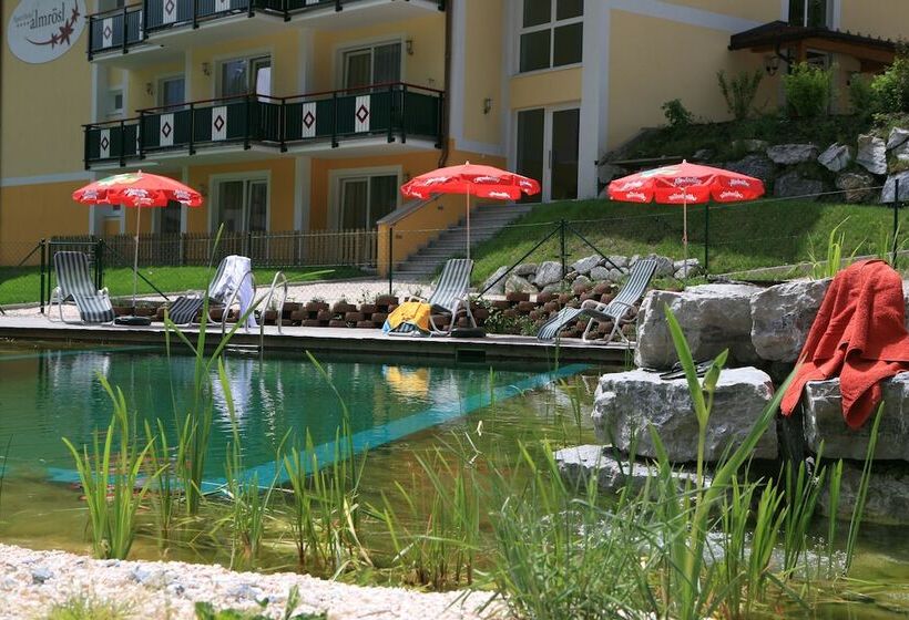 Und Aparthotel Almrösl