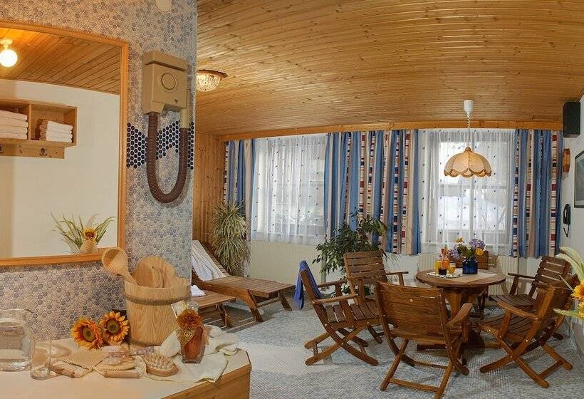 Und Aparthotel Almrösl