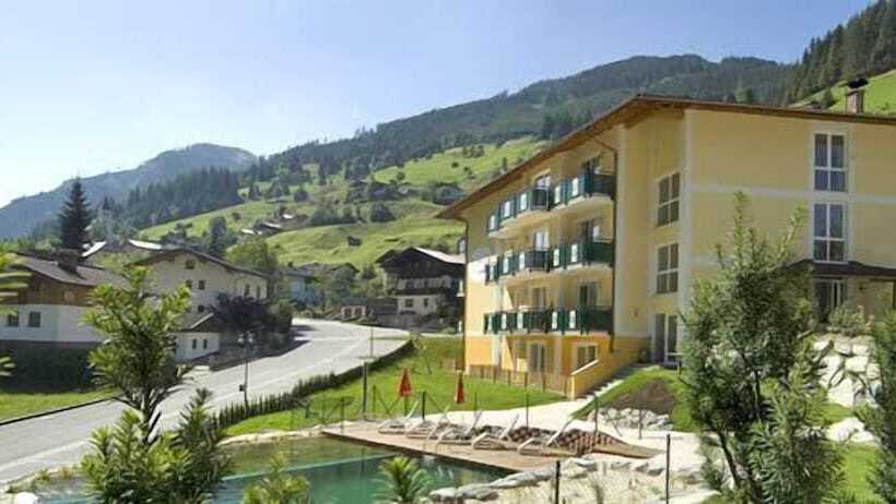 Und Aparthotel Almrösl