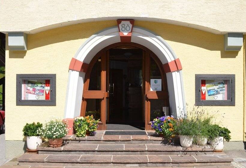 Und Aparthotel Almrösl