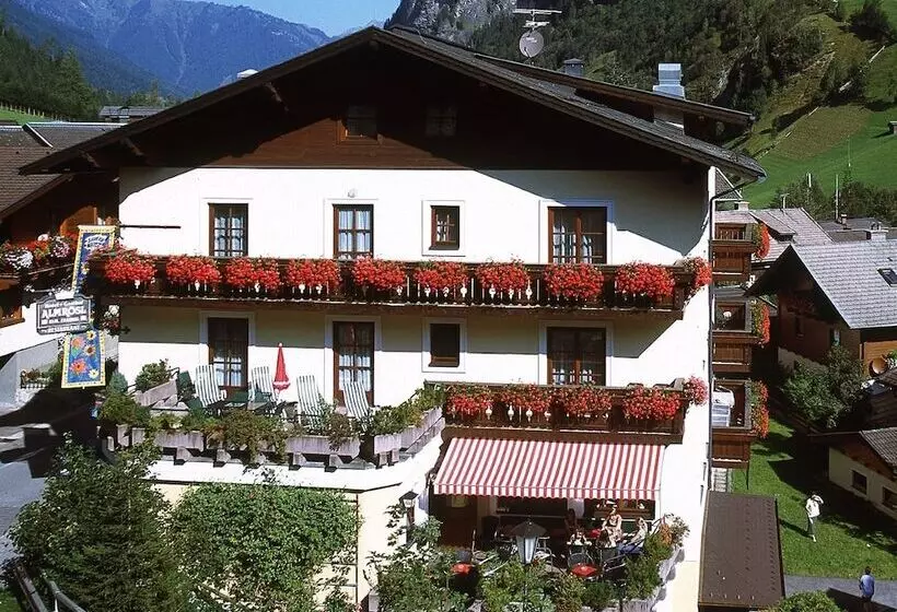 Und Aparthotel Almrösl