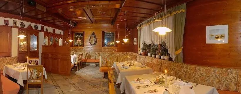 Und Aparthotel Almrösl