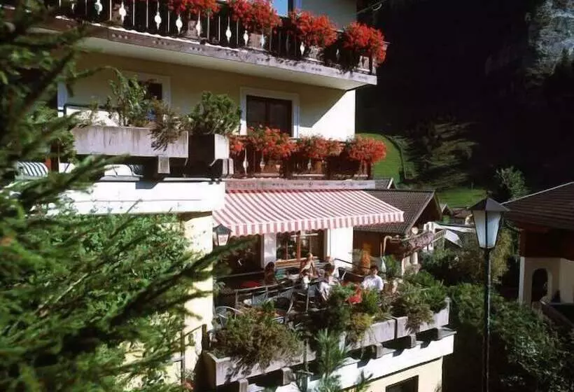 Und Aparthotel Almrösl