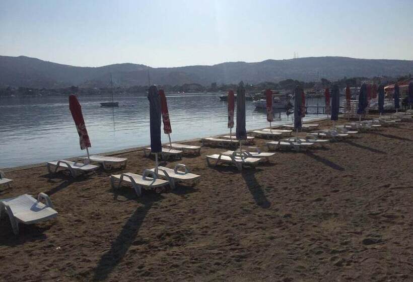 فندق Vertigo Foca