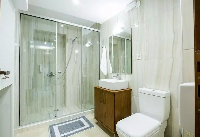 Agarathos Homes