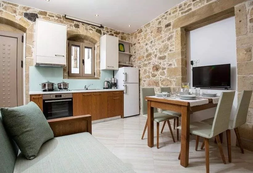 Agarathos Homes