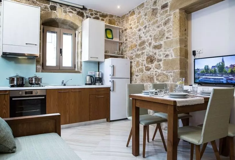 Agarathos Homes