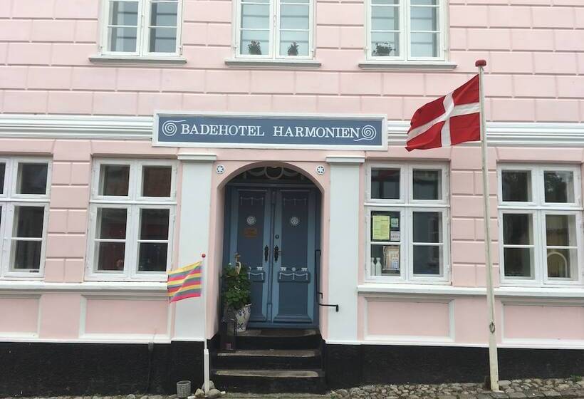 Badehotel Harmonien