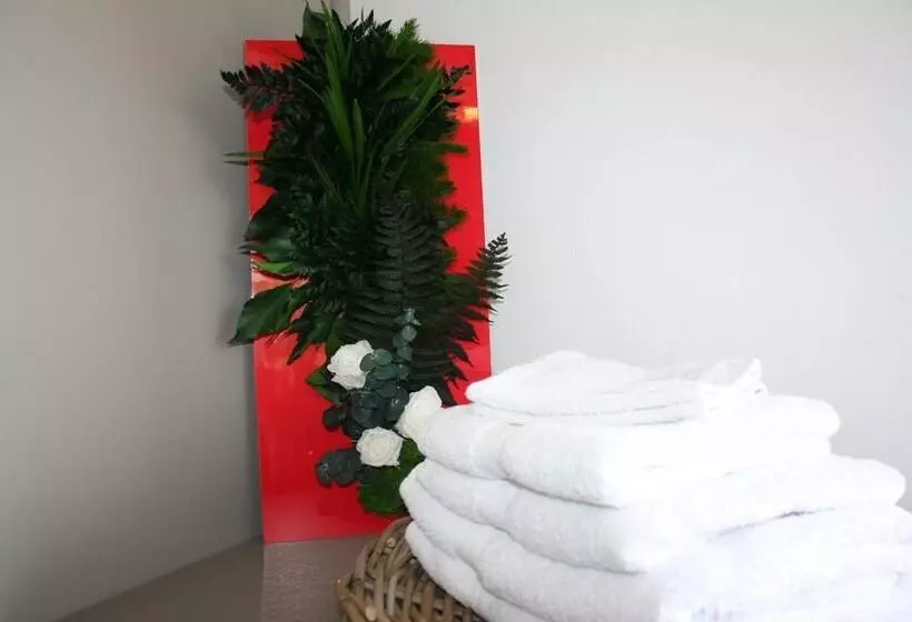 ベッドアンドブレックファースト Home Paradis & Spa   Ecolodge