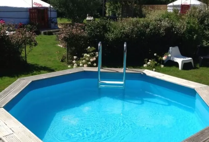 ベッドアンドブレックファースト Home Paradis & Spa   Ecolodge