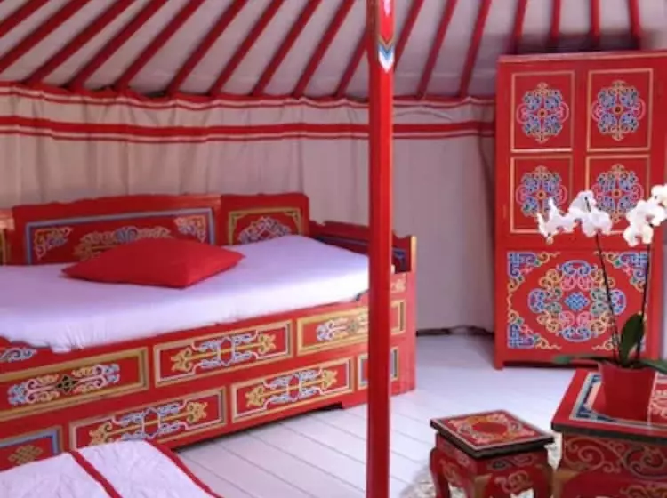 ベッドアンドブレックファースト Home Paradis & Spa   Ecolodge