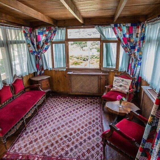 Chez Rumi Butik Otel