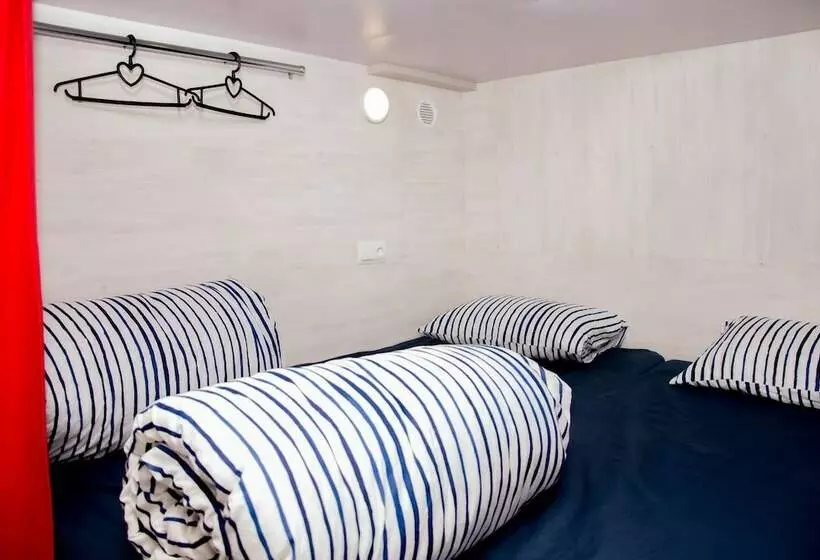 Crab Hostel