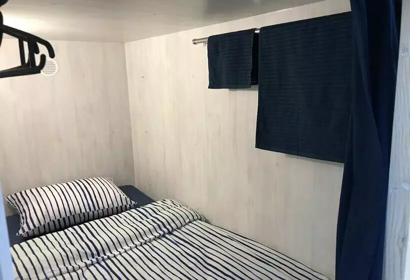 Crab Hostel