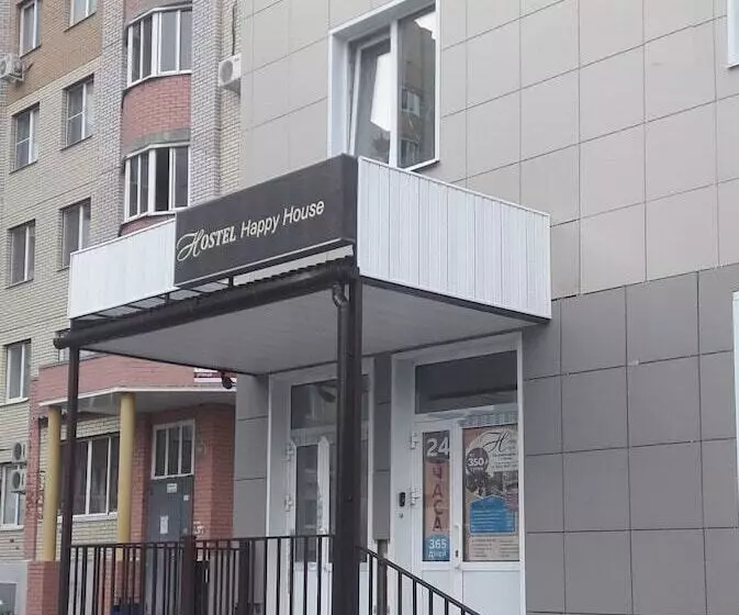 Hostel Happy House On Kholmogorova