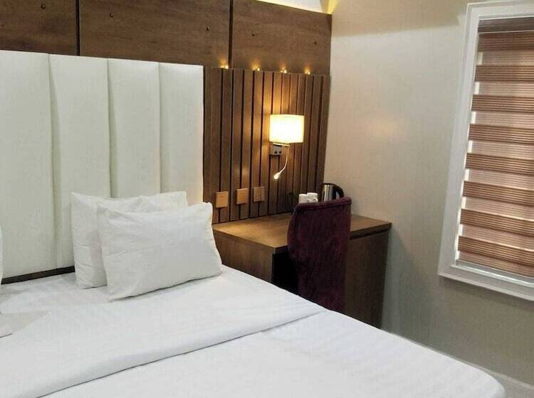 هتل 144 Suites Luxury