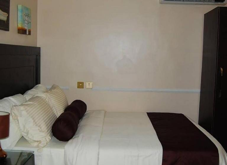 هتل 144 Suites Luxury