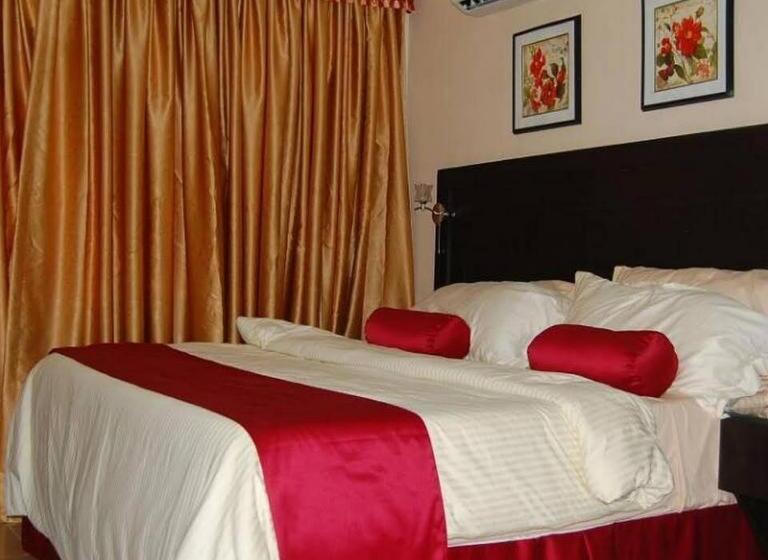 هتل 144 Suites Luxury